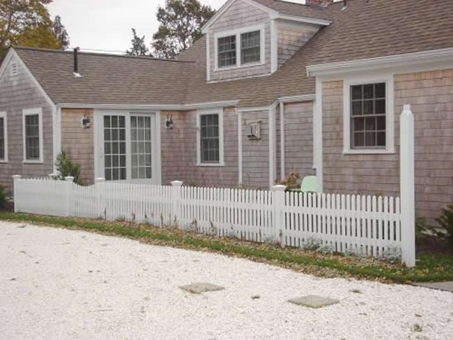 Cape Cod Picket Fence with Scalloped Gate and Light Post - Picket 10