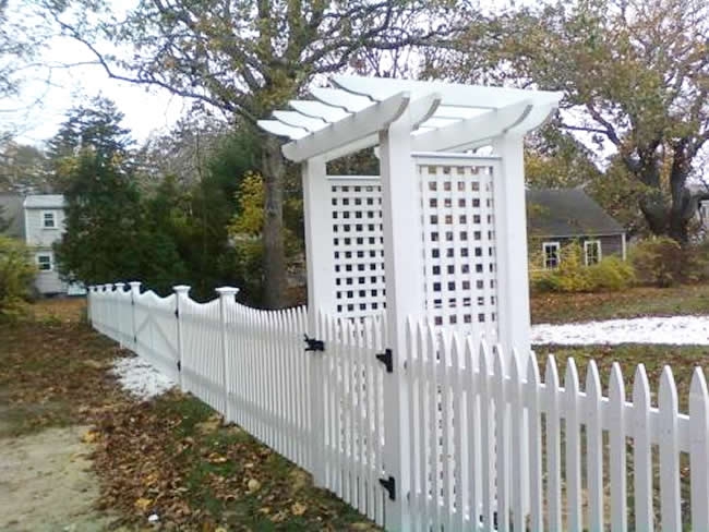 Nantucket Picket Fence Scalloped with Pergola - Picket 15