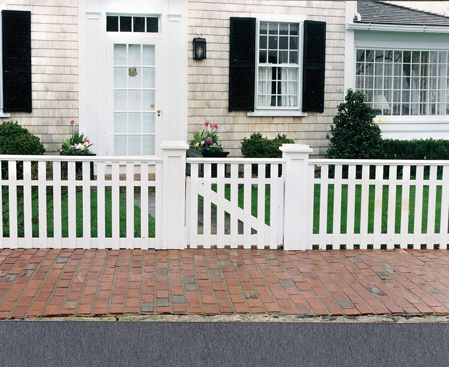 Picket Fence 1x2 Cedar --Picket Fence 1