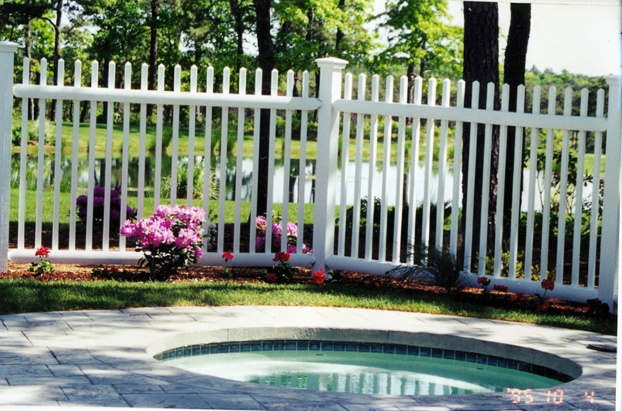Picket Fence Cedar Baluster Pool Code -Picket Fence 2