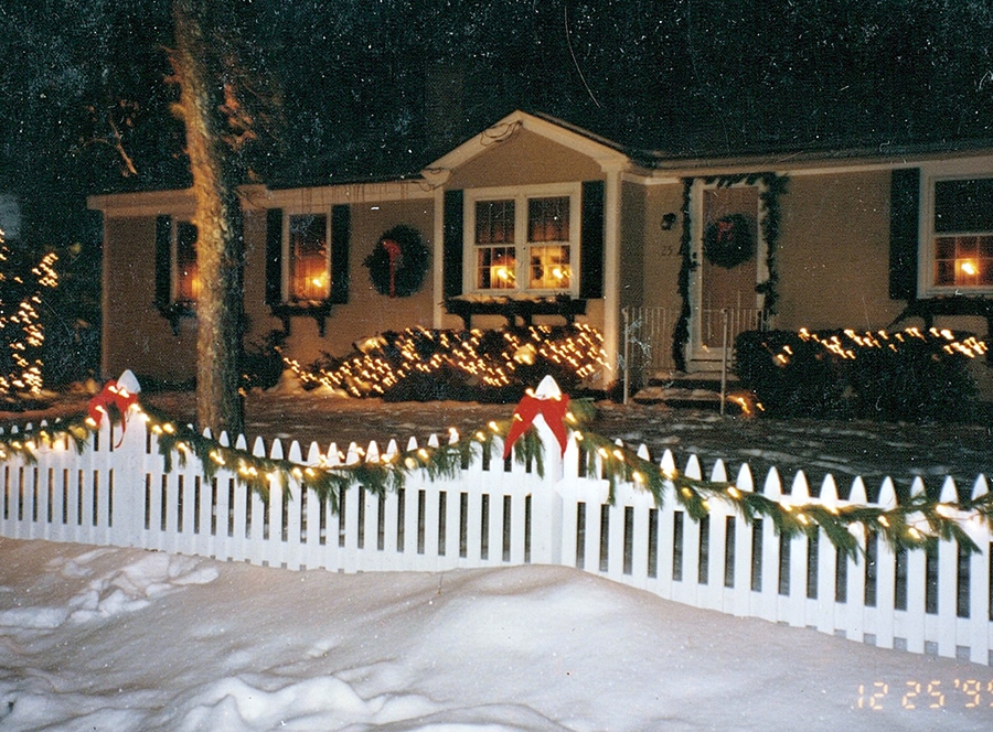 Picket Fence Nantucket Scalloped Cedar -Picket Fence 8