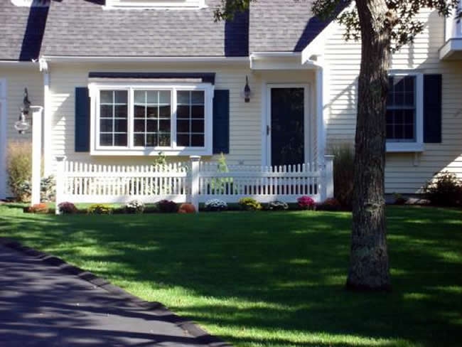 Scalloped Baluster Vinyl Picket Fence - Picket 9