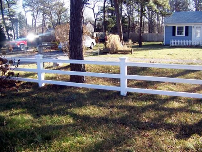 Rail Fence Foster Three Rail Vinyl - Rail 2