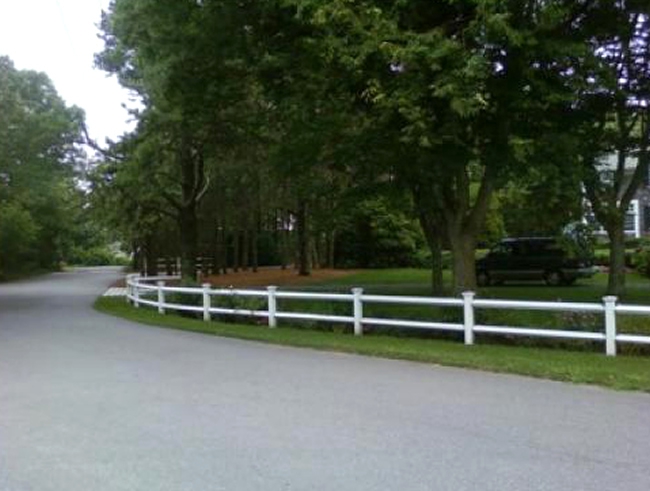 Two Rail Fence with Colonial Caps - Rail 6