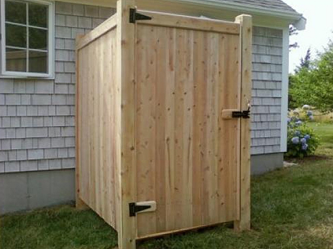 Shower Enclosure Cedar Top Kick Board with Gate - Enclosure 2