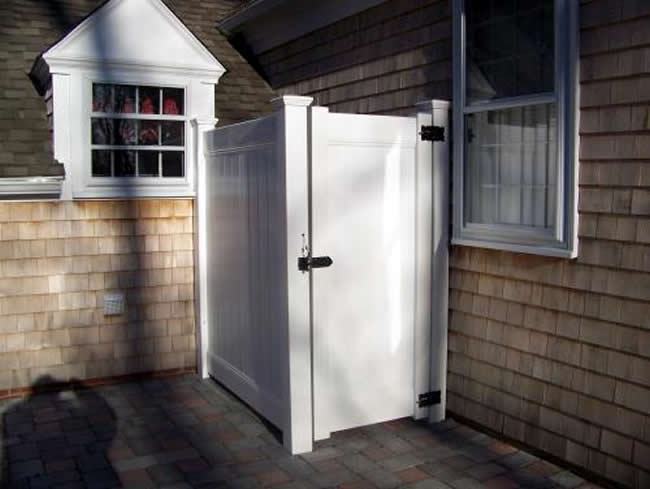 Vinyl Tongue and Groove Privacy Enclosure and Gate - Enclosure 5