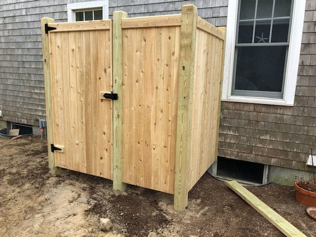 Enclosed cedar board 2 way 4x6 shower stall - Enclosure 12